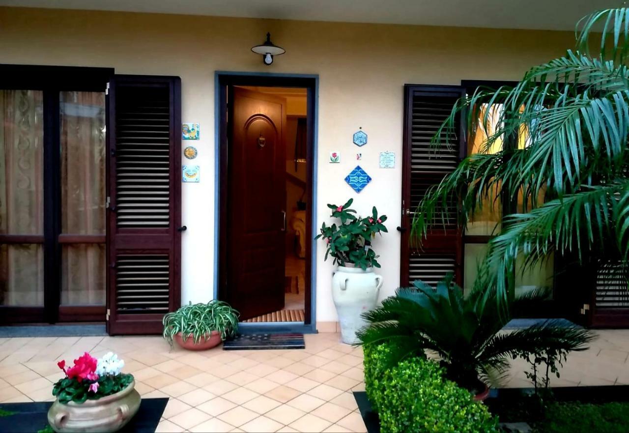 Casa Vacanze Etna Cocus Santa Venerina Exteriér fotografie